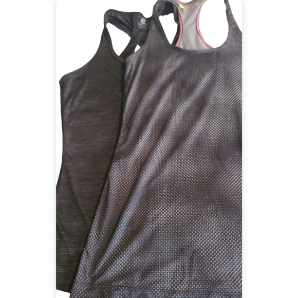 Workout/gym tops xs - Picture 4 of 4